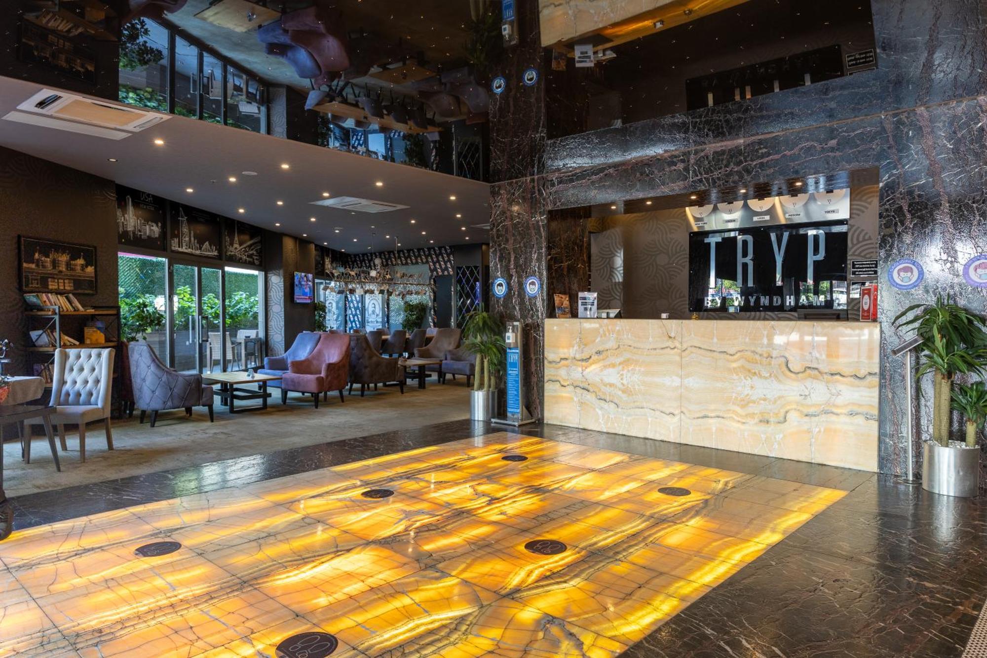 מלון Tryp By Wyndham Istanbul Sancaktepe מראה חיצוני תמונה