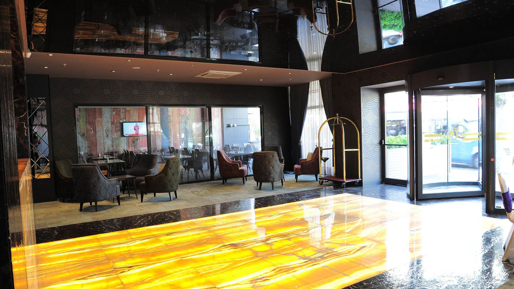 מלון Tryp By Wyndham Istanbul Sancaktepe מראה חיצוני תמונה
